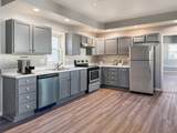 126 Perry Street - Photo 6