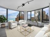 1555 Astor Street - Photo 8