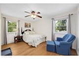10S030 Clarendon Hills Road - Photo 18