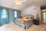 2142 Hawthorne Lane - Photo 11