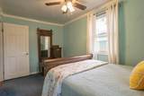 2142 Hawthorne Lane - Photo 18