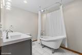 3043 Ashland Avenue - Photo 9