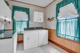215 Dixon Street - Photo 24