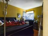 9231 Woodlawn Avenue - Photo 13
