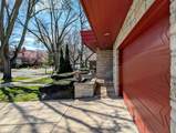 9018 Oakley Avenue - Photo 5