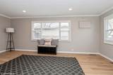 469 Lakewood Boulevard - Photo 3