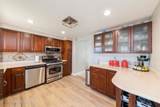115 Carlton Court - Photo 10