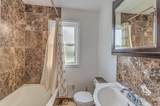 17W517 Manor Lane - Photo 15