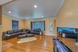 17W517 Manor Lane - Photo 8