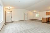 35850 Benjamin Avenue - Photo 5