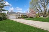 1090 Pine Avenue - Photo 2