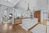 950 Woodbine Place - Photo 15