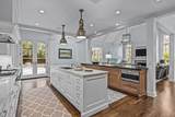 950 Woodbine Place - Photo 16