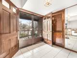 1602 Surrey Lane - Photo 3