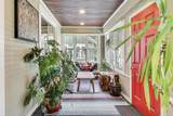 518 Clarence Avenue - Photo 2
