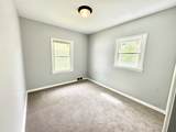 301 Illinois Avenue - Photo 8