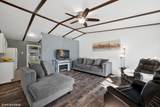 812 Sumac Drive - Photo 4