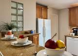 7727 Palatine Avenue - Photo 16