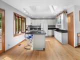 7417 Hill Road - Photo 10