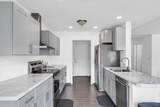 709 Bardeen Lane - Photo 14