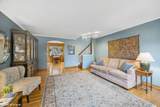 273 Desplaines Avenue - Photo 4