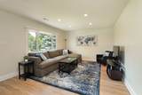 2946 Knollwood Lane - Photo 2