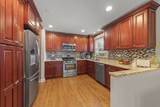 573 Maple Avenue - Photo 2