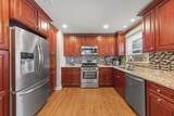 573 Maple Avenue - Photo 4