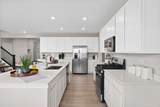 1040 Waterford Street - Photo 6