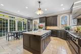 677 Greenleaf Avenue - Photo 9