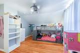 5844 Maple Avenue - Photo 17