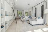 545 Dickens Avenue - Photo 18