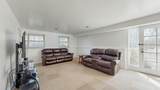 1S550 Hawthorne Lane - Photo 17