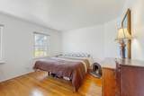 1S550 Hawthorne Lane - Photo 21