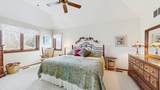 2760 Glendower Terrace - Photo 16