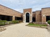 945 Lakeview Parkway - Photo 1