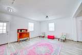 100 Lyle Street - Photo 8