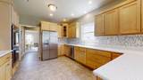 1715 Whisper Meadow Lane - Photo 11