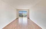 701 Huntington Commons Road - Photo 4