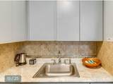 8136 Kedzie Avenue - Photo 4