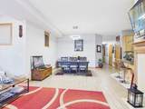 4336 Saint Lawrence Avenue - Photo 2