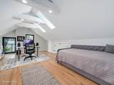 1364 Wolcott Avenue - Photo 32