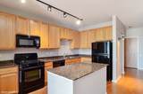210 Des Plaines Street - Photo 2