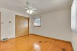 16560 Greenwood Avenue - Photo 17