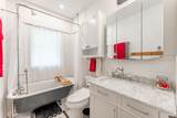 305 Perry Street - Photo 22