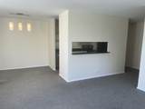 1360 Sandburg Terrace - Photo 9