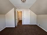 17825 Oakley Avenue - Photo 18