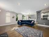 1608 Larrabee Street - Photo 5