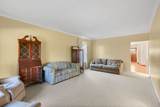 239 Sheridan Avenue - Photo 4