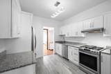 1424 Hyde Park Boulevard - Photo 10